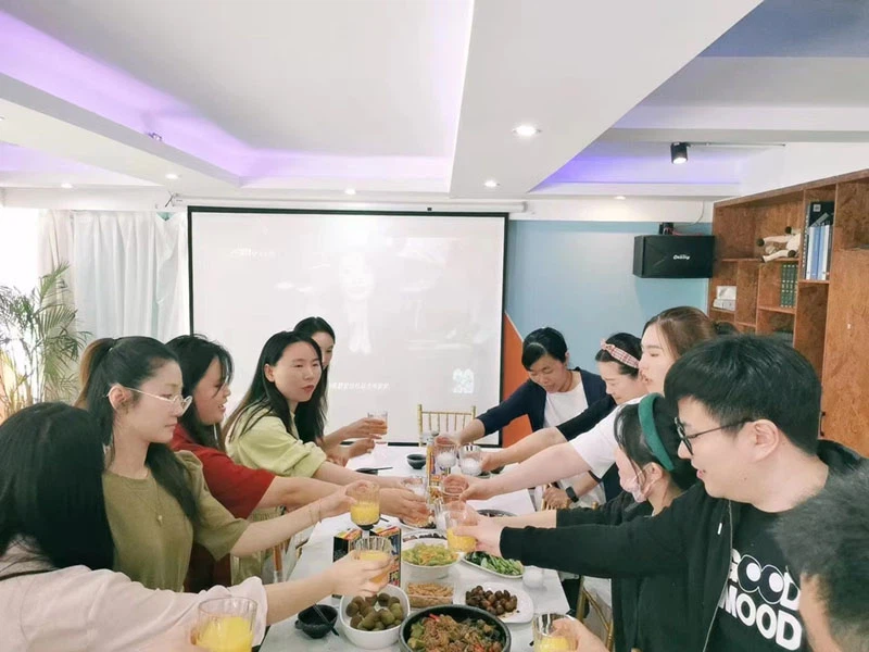 Let's drink together